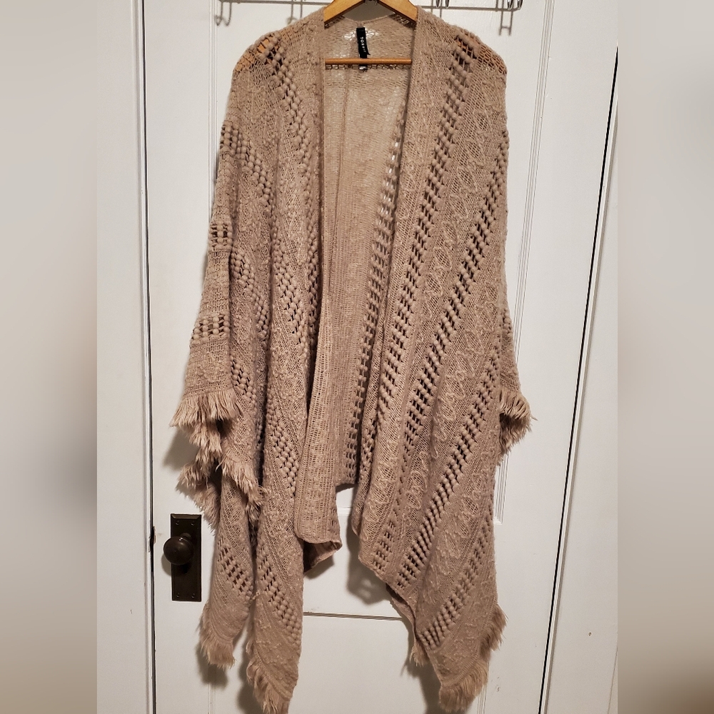 Torrid Open Knit Woven Ruana - Picture 2 of 6